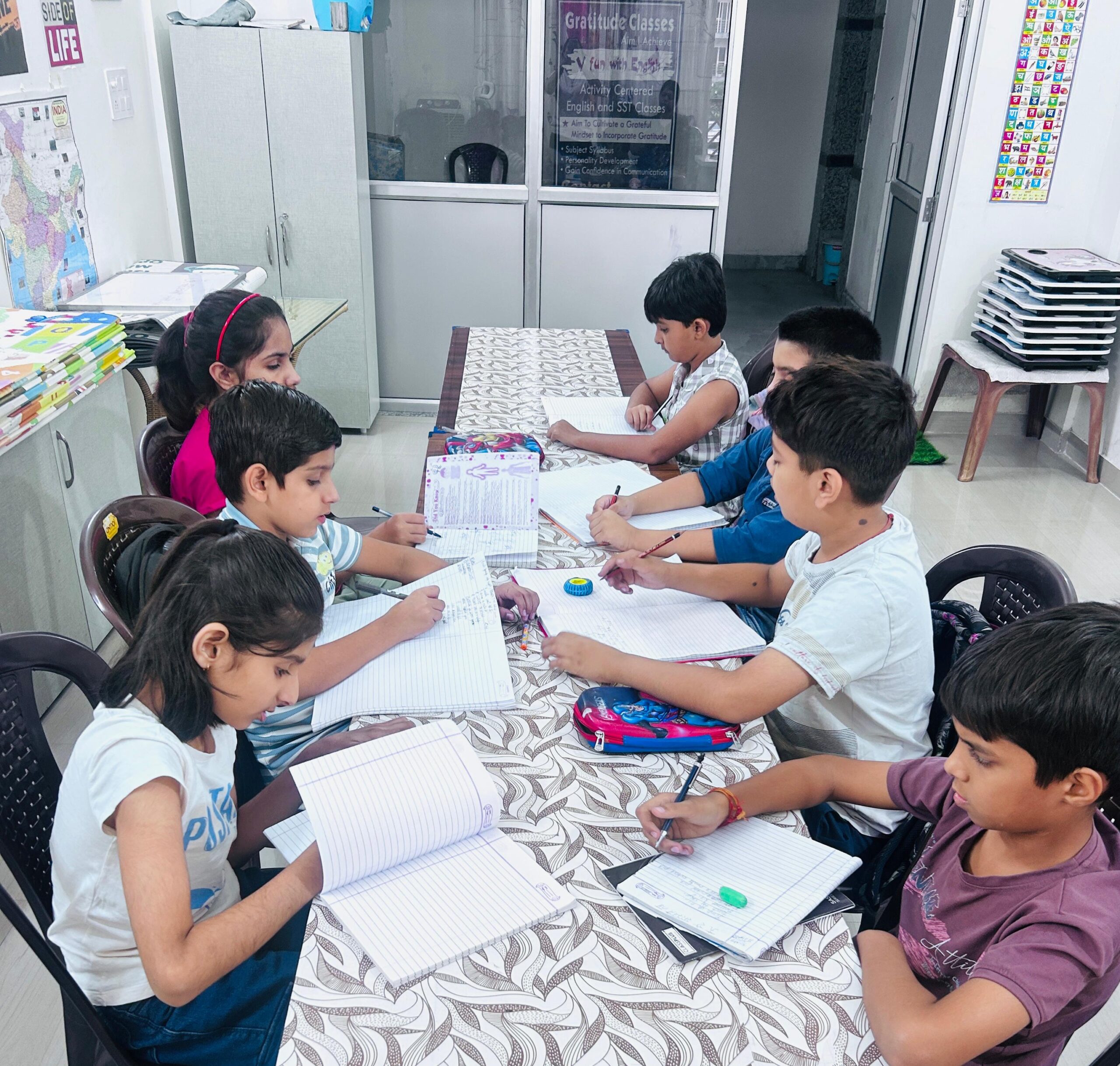 Speak Sparkle – Where English Meets Confidence